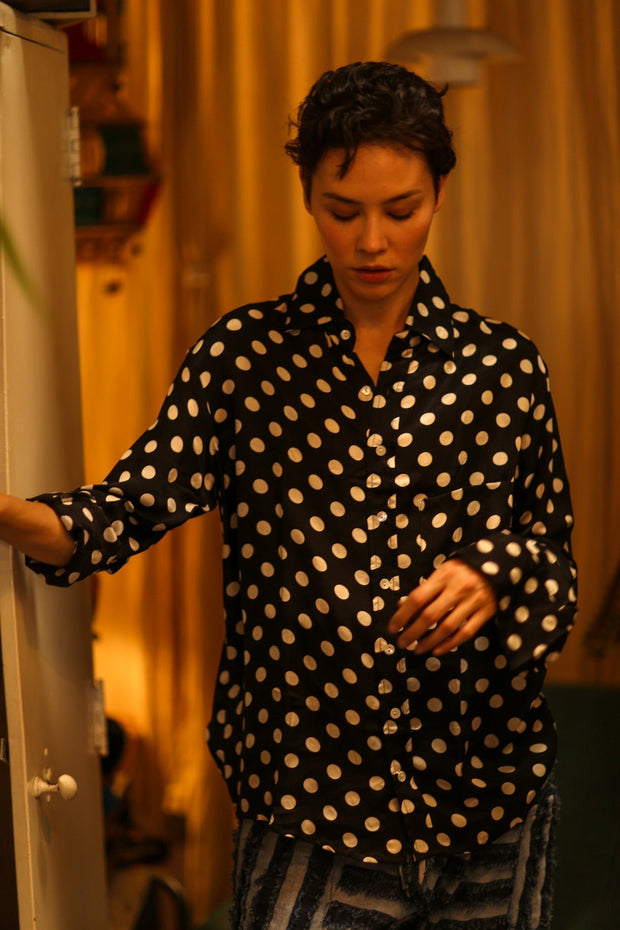 BOYFRIEND BILLIE BLACK AND WHITE - sustainably made MOMO NEW YORK sustainable clothing, boyfrend shirt slow fashion