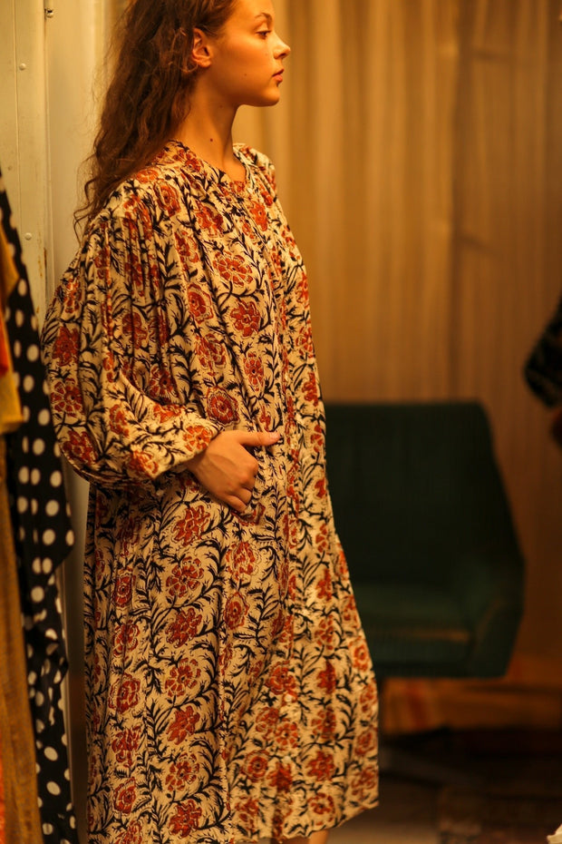 ELIZABETH SILK DRESS MUGHAL BLACK AND RED - sustainably made MOMO NEW YORK sustainable clothing, Boho Chic slow fashion