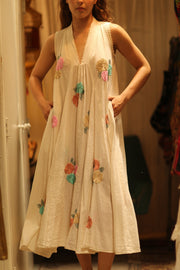 FAH EMBROIDERED FLOWER DRESS - sustainably made MOMO NEW YORK sustainable clothing, Boho Dress slow fashion