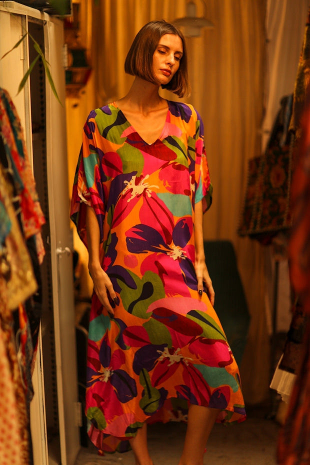 FLOWER PRINT SILK KAFTAN YAYA - sustainably made MOMO NEW YORK sustainable clothing, bestseller slow fashion