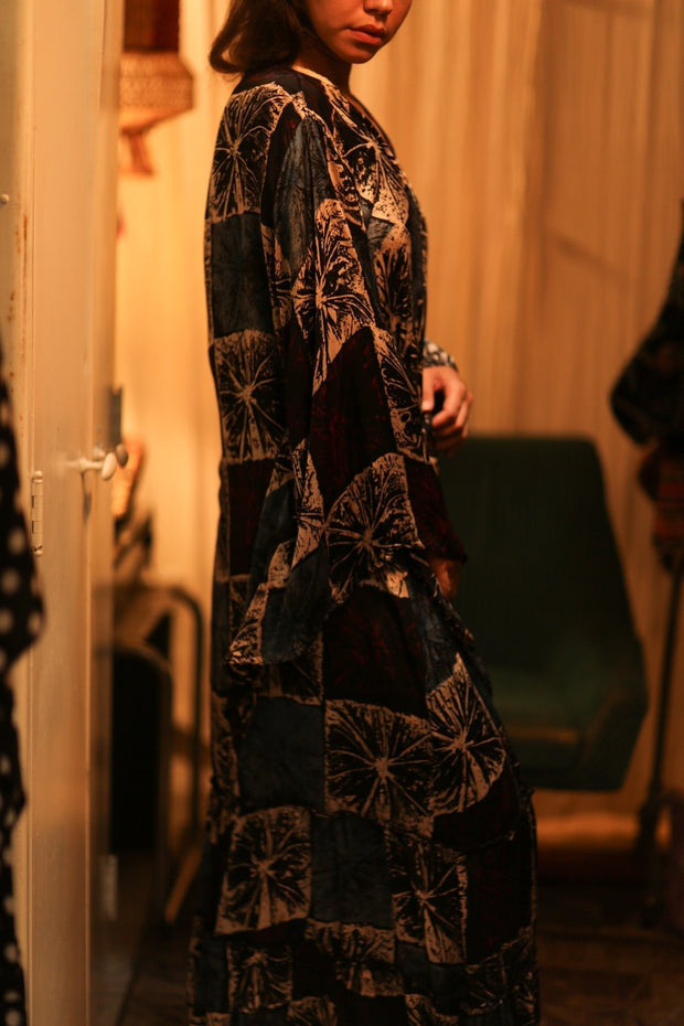 HAND BLOCK PRINT SILK KIMONO PINA MILAN EDIT - sustainably made MOMO NEW YORK sustainable clothing, kimono slow fashion