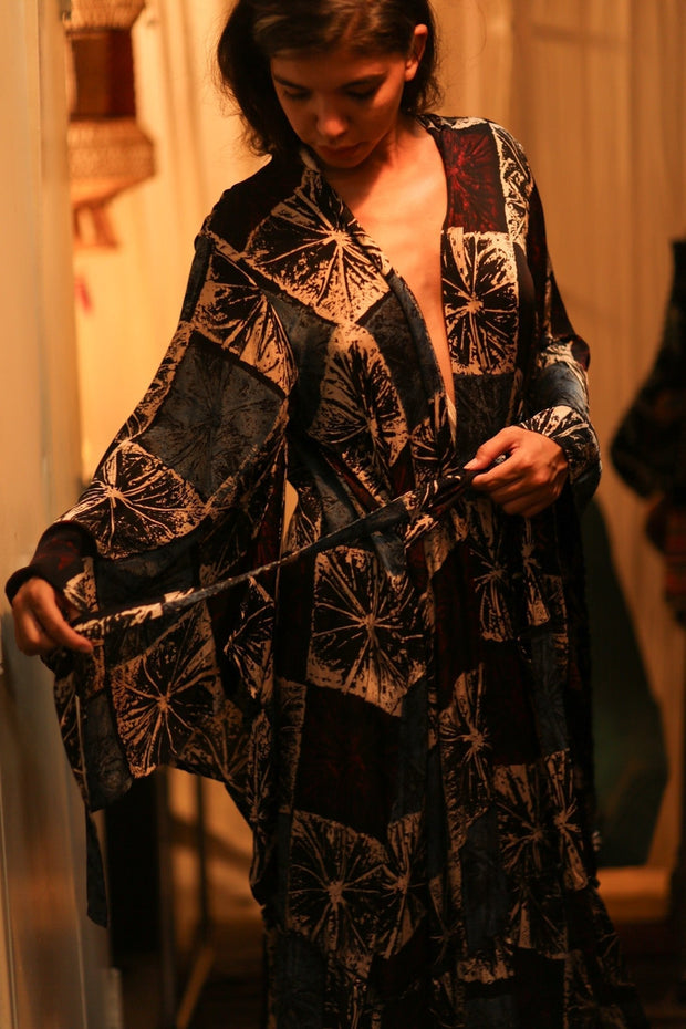 HAND BLOCK PRINT SILK KIMONO PINA MILAN EDIT - sustainably made MOMO NEW YORK sustainable clothing, kimono slow fashion