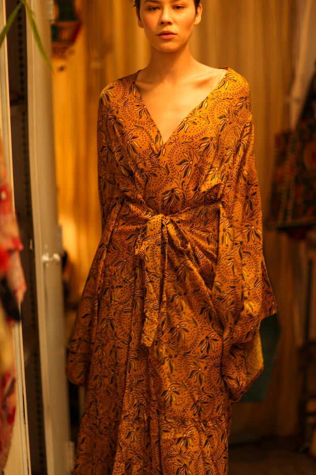 HAND BLOCK PRINT SILK WING KIMONO PINA - sustainably made MOMO NEW YORK sustainable clothing, bestseller slow fashion