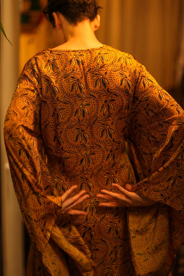 HAND BLOCK PRINT SILK WING KIMONO PINA - sustainably made MOMO NEW YORK sustainable clothing, bestseller slow fashion