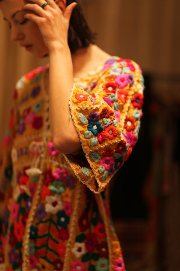 HEAVY EMBROIDERED KAFTAN ANTHARA - sustainably made MOMO NEW YORK sustainable clothing, dresskaftan slow fashion