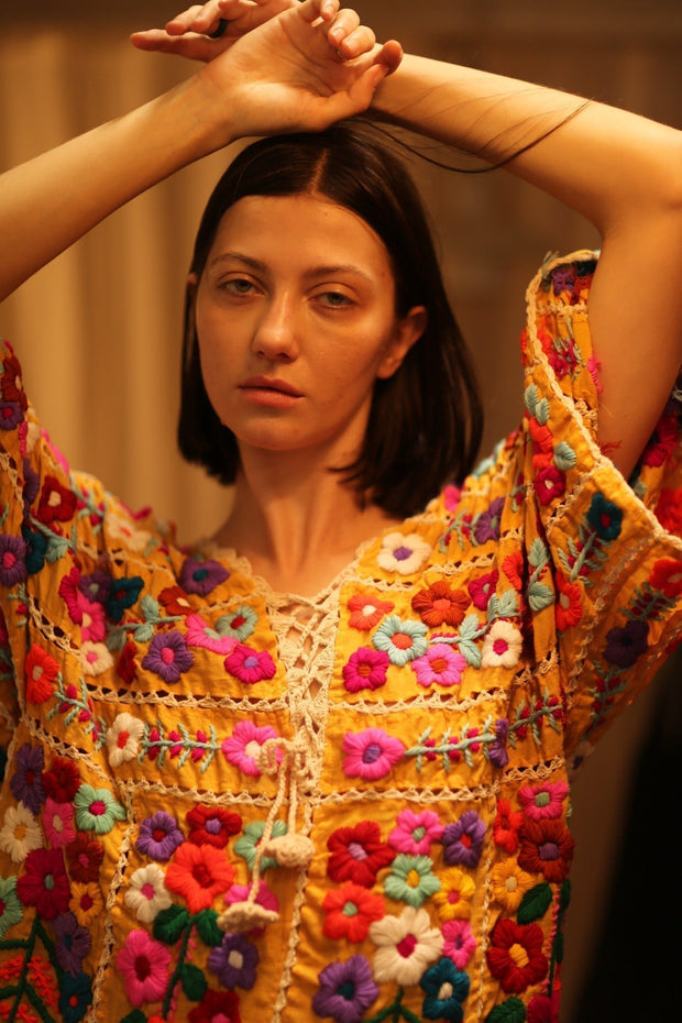 HEAVY EMBROIDERED KAFTAN ANTHARA - sustainably made MOMO NEW YORK sustainable clothing, dresskaftan slow fashion