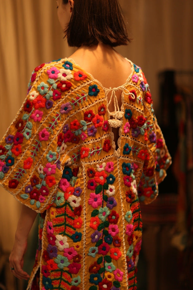 HEAVY EMBROIDERED KAFTAN ANTHARA - sustainably made MOMO NEW YORK sustainable clothing, dresskaftan slow fashion