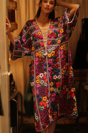 HEAVY EMBROIDERED KAFTAN ANTHARA - sustainably made MOMO NEW YORK sustainable clothing, dresskaftan slow fashion