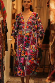 HEAVY EMBROIDERED KAFTAN ANTHARA - sustainably made MOMO NEW YORK sustainable clothing, dresskaftan slow fashion