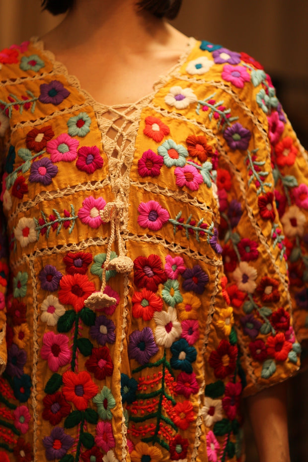 HEAVY EMBROIDERED KAFTAN ANTHARA - sustainably made MOMO NEW YORK sustainable clothing, dresskaftan slow fashion