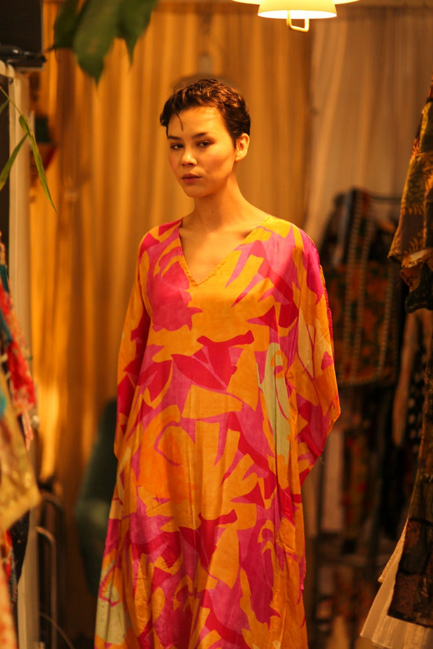 KAFTAN DRESS YAYA FAERIS - sustainably made MOMO NEW YORK sustainable clothing, bestseller slow fashion