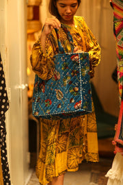 KALI VELVET BAG BLUE FLORAL L - sustainably made MOMO NEW YORK sustainable clothing, bag slow fashion