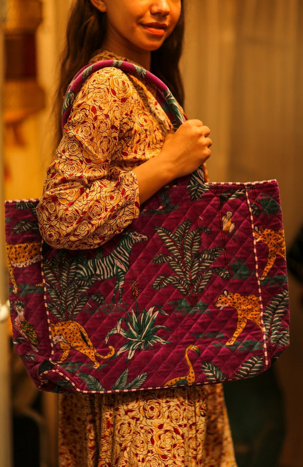 KALI VELVET BAG FUCHSIA SAFARI L - sustainably made MOMO NEW YORK sustainable clothing, bag slow fashion