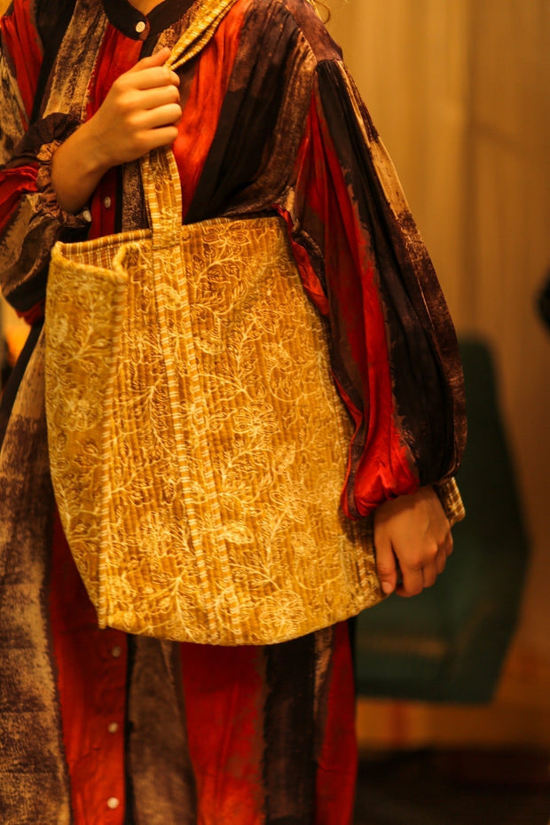 KALI VELVET BAG GOLDEN FLOWER L - sustainably made MOMO NEW YORK sustainable clothing, bag slow fashion