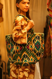 KALI VELVET BAG GREEN L - sustainably made MOMO NEW YORK sustainable clothing, bag slow fashion