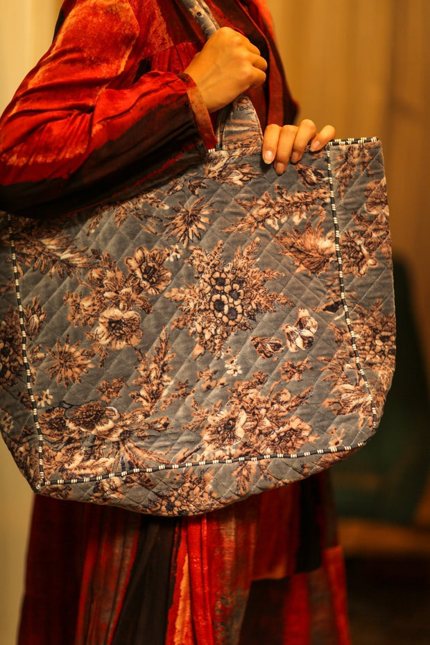 KALI VELVET BAG ROMANTIC GREY L - sustainably made MOMO NEW YORK sustainable clothing, bag slow fashion