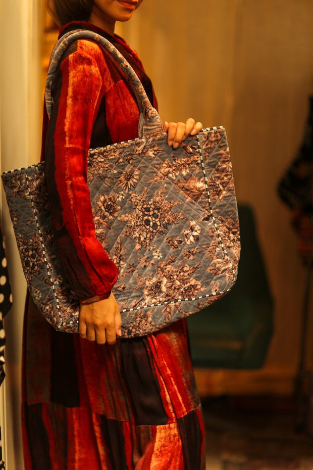 KALI VELVET BAG ROMANTIC GREY L - sustainably made MOMO NEW YORK sustainable clothing, bag slow fashion