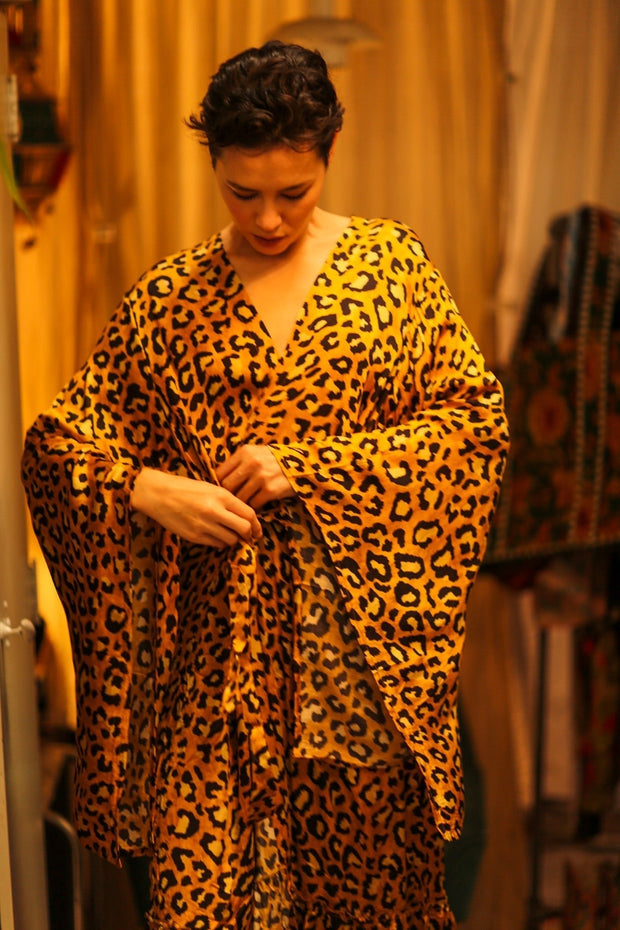 LEO PRINT XXL WING KIMONO PINA - sustainably made MOMO NEW YORK sustainable clothing, bestseller slow fashion