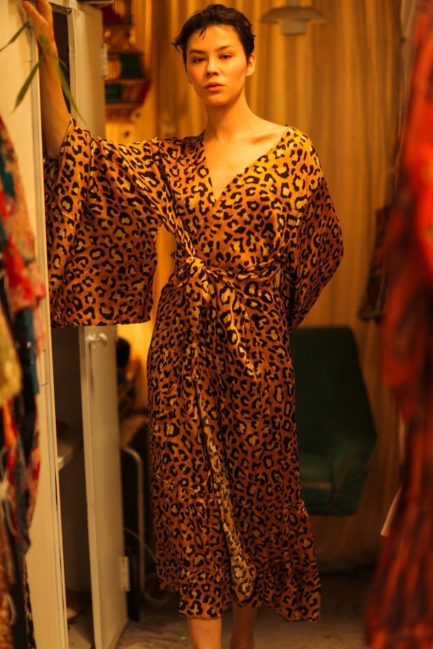 LEO PRINT XXL WING KIMONO PINA - sustainably made MOMO NEW YORK sustainable clothing, bestseller slow fashion