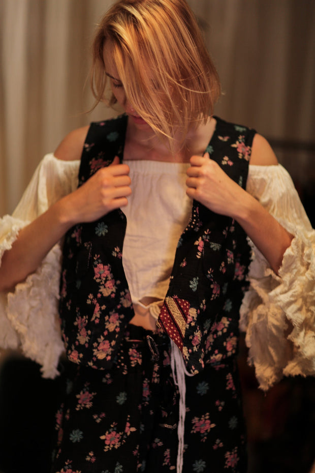 MARLENE KANTHA GILET MINI BOUQUET - sustainably made MOMO NEW YORK sustainable clothing, coatandjacket slow fashion