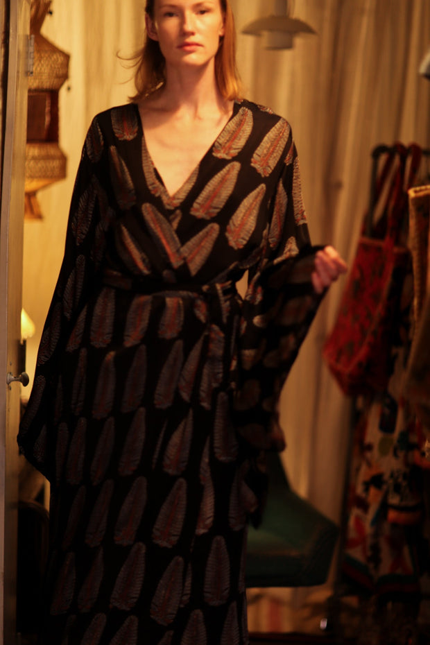 PINA SILK KIMONO BLACK FEATHER - sustainably made MOMO NEW YORK sustainable clothing, handmade slow fashion