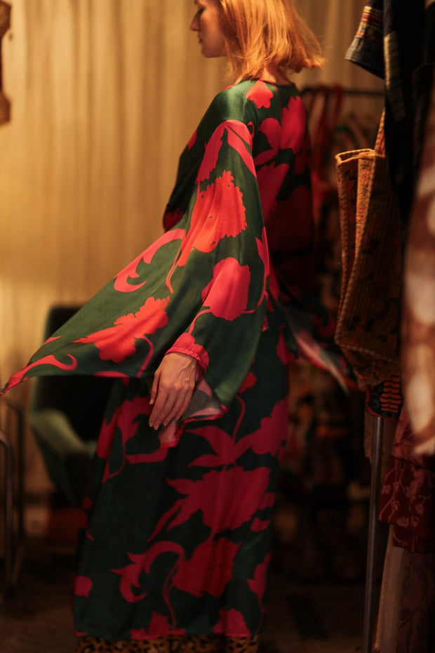 PINA SILK KIMONO PINK VINES - sustainably made MOMO NEW YORK sustainable clothing, handmade slow fashion