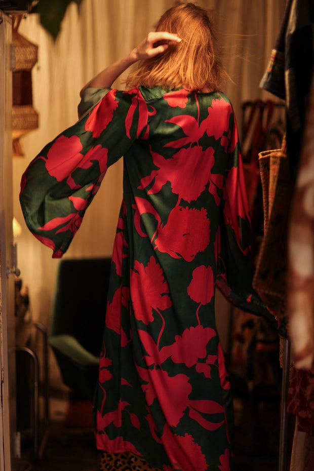 PINA SILK KIMONO PINK VINES - sustainably made MOMO NEW YORK sustainable clothing, handmade slow fashion