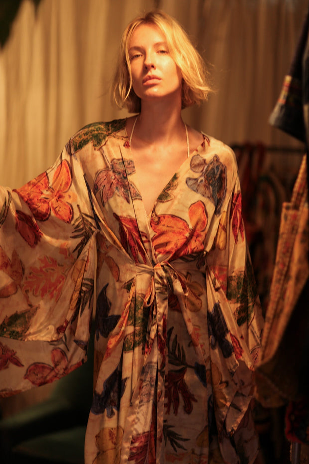 PINA SILK KIMONO PRESSED FLOWERS - sustainably made MOMO NEW YORK sustainable clothing, handmade slow fashion