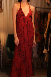 SILK HAND BLOCK PRINT DRESS HANNAH RED ARTIST - sustainably made MOMO NEW YORK sustainable clothing, dresskaftan slow fashion