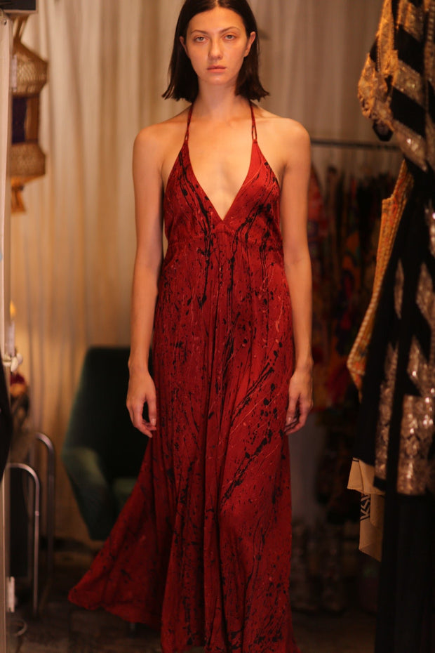 SILK HAND BLOCK PRINT DRESS HANNAH RED ARTIST - sustainably made MOMO NEW YORK sustainable clothing, dresskaftan slow fashion