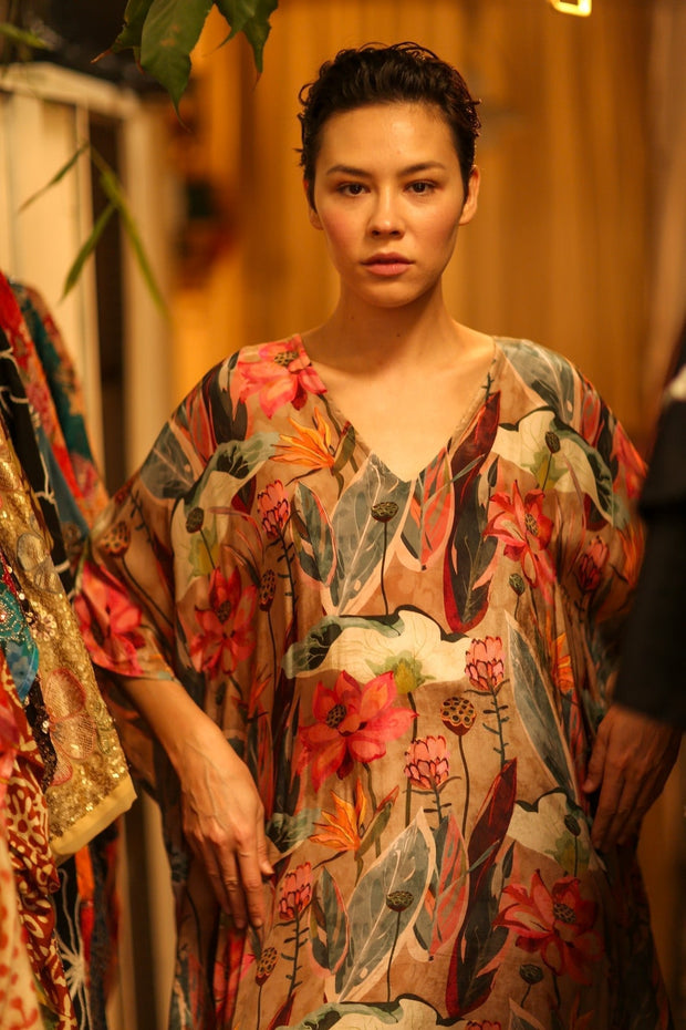 SILK KAFTAN YAYA NAMUD - sustainably made MOMO NEW YORK sustainable clothing, bestseller slow fashion