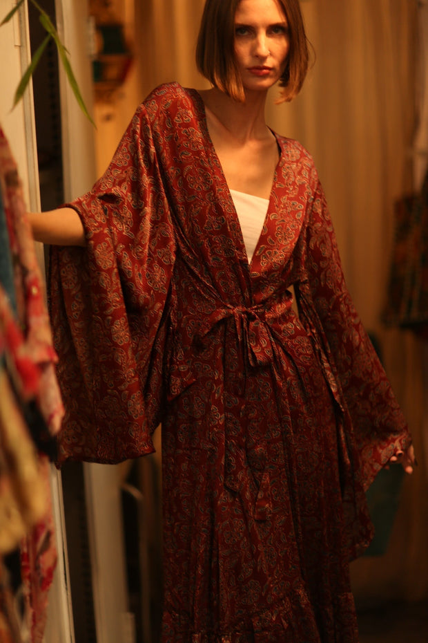 SILK KIMONO PINA TAYLER - sustainably made MOMO NEW YORK sustainable clothing, kimono slow fashion