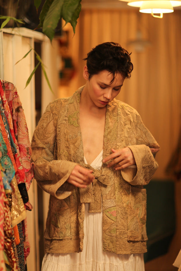 SUZANI SHORT KIMOMO JIMMY - sustainably made MOMO NEW YORK sustainable clothing, coatandjacket slow fashion