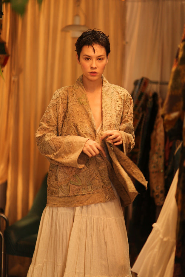 SUZANI SHORT KIMOMO JIMMY - sustainably made MOMO NEW YORK sustainable clothing, coatandjacket slow fashion