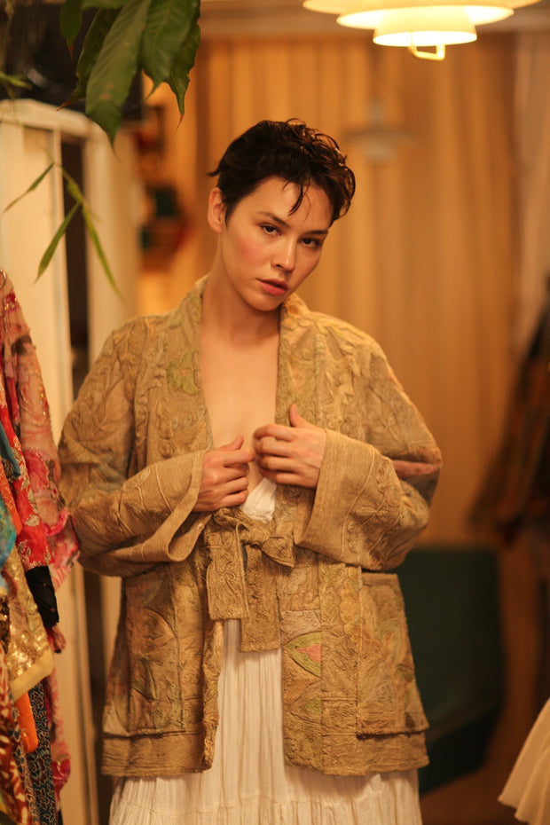 SUZANI SHORT KIMOMO JIMMY - sustainably made MOMO NEW YORK sustainable clothing, coatandjacket slow fashion