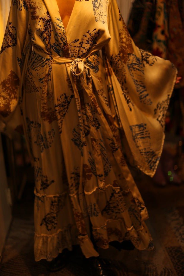 XL SILK WING KIMONO PINA ARTIST NIS - sustainably made MOMO NEW YORK sustainable clothing, bestseller slow fashion