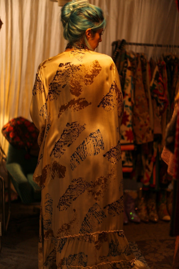 XL SILK WING KIMONO PINA ARTIST NIS - sustainably made MOMO NEW YORK sustainable clothing, bestseller slow fashion