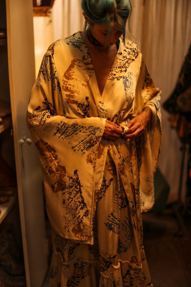 XL SILK WING KIMONO PINA ARTIST NIS - sustainably made MOMO NEW YORK sustainable clothing, bestseller slow fashion