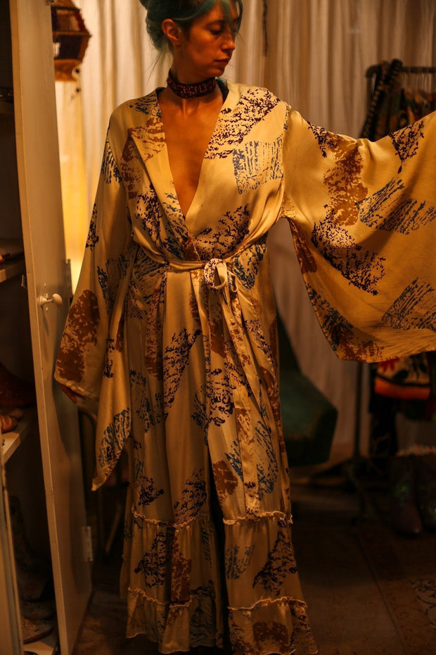 XL SILK WING KIMONO PINA ARTIST NIS - sustainably made MOMO NEW YORK sustainable clothing, bestseller slow fashion