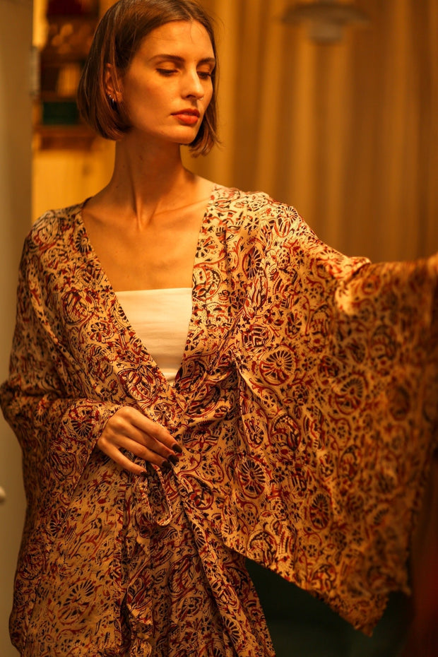XXL WING SILK KIMONO PINA - sustainably made MOMO NEW YORK sustainable clothing, bestseller slow fashion