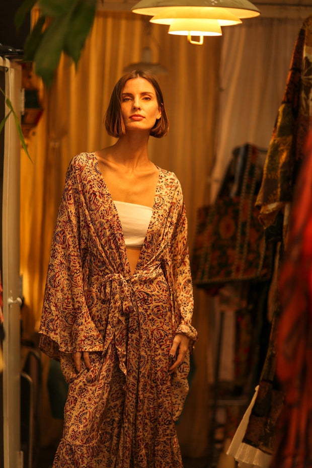 XXL WING SILK KIMONO PINA - sustainably made MOMO NEW YORK sustainable clothing, bestseller slow fashion