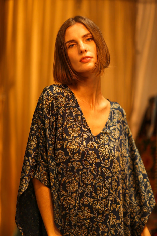 YAYA SILK KAFTAN DARK BLUE - sustainably made MOMO NEW YORK sustainable clothing, dresskaftan slow fashion