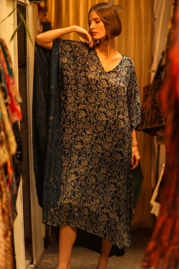 YAYA SILK KAFTAN DARK BLUE - sustainably made MOMO NEW YORK sustainable clothing, dresskaftan slow fashion