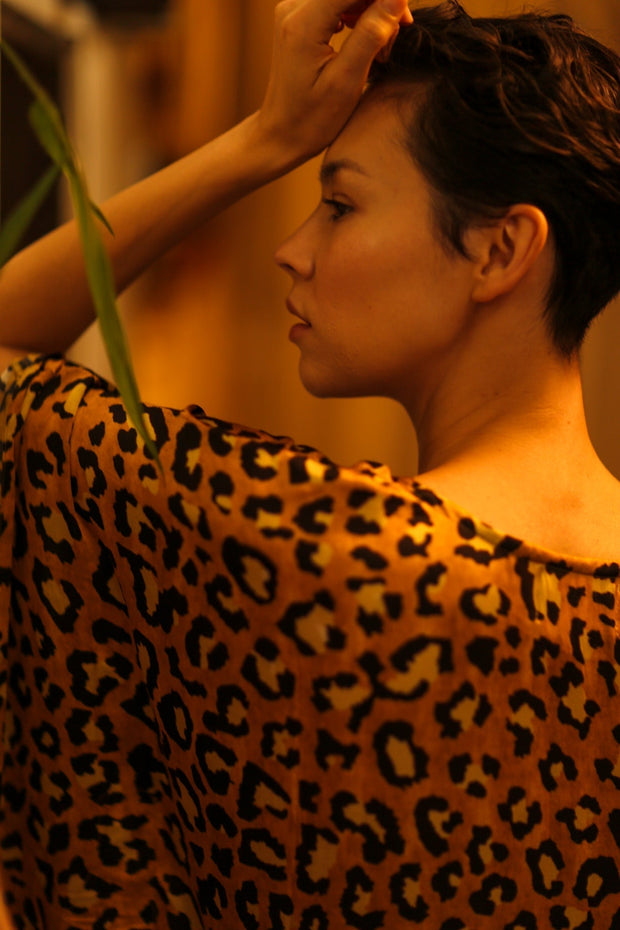 YAYA SILK KAFTAN LEOPARD YELLOW - sustainably made MOMO NEW YORK sustainable clothing, dresskaftan slow fashion