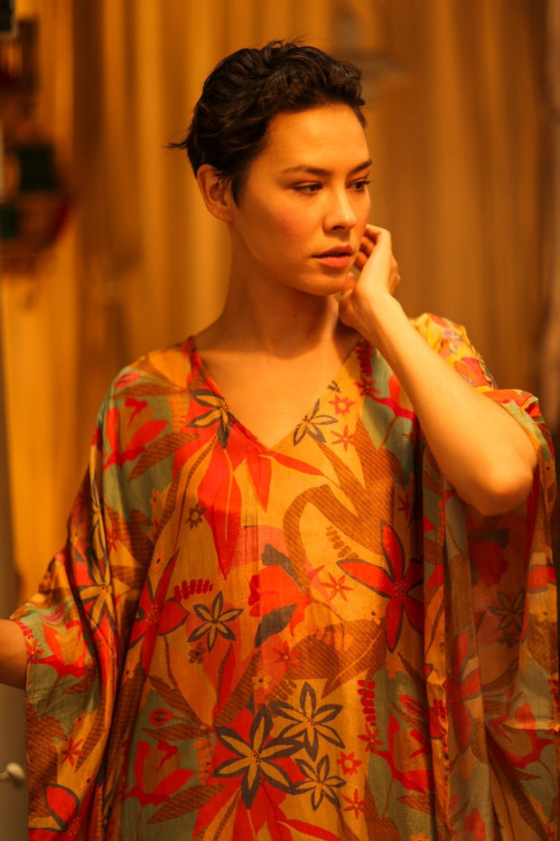 YAYA SILK KAFTAN LIGHT COLORFUL JUNGLE - sustainably made MOMO NEW YORK sustainable clothing, dresskaftan slow fashion