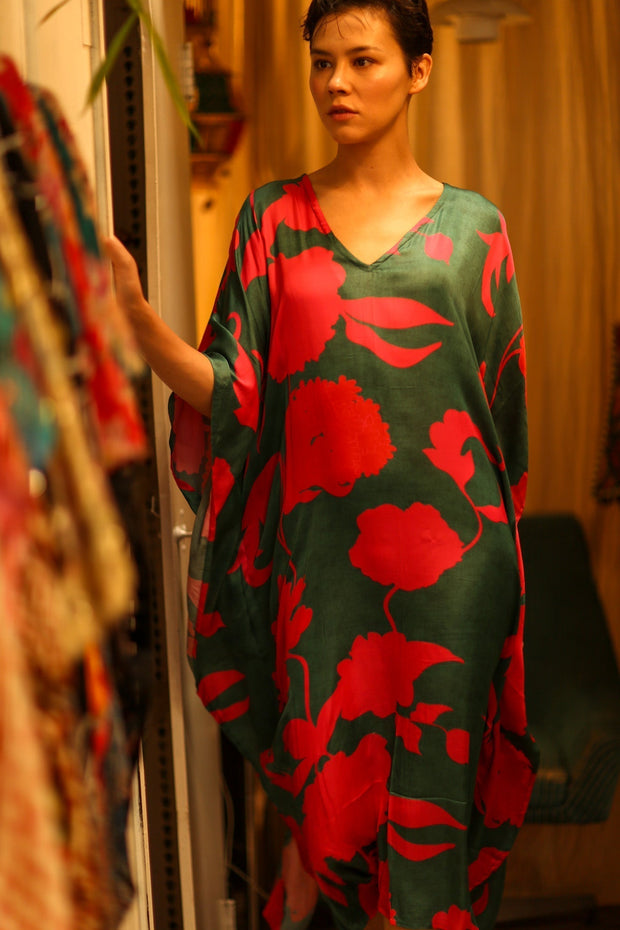 YAYA SILK KAFTAN PINK AND GREEN - sustainably made MOMO NEW YORK sustainable clothing, dresskaftan slow fashion