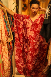 YAYA SILK KAFTAN RED SHERLYN - sustainably made MOMO NEW YORK sustainable clothing, dresskaftan slow fashion
