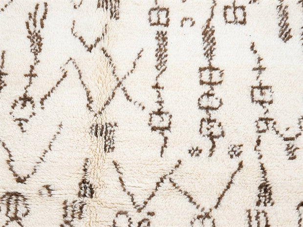 Creme Berber Moroccan Azilal Rug Size 7.87 ft x 5.05 ft - sustainably made MOMO NEW YORK sustainable clothing, rug slow fashion